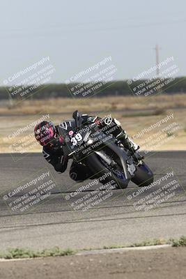 media/Sep-07-2024-Pacific Track Time (Sat) [[9bb89f5e83]]/A group/Phone Wall Paper 1000am/